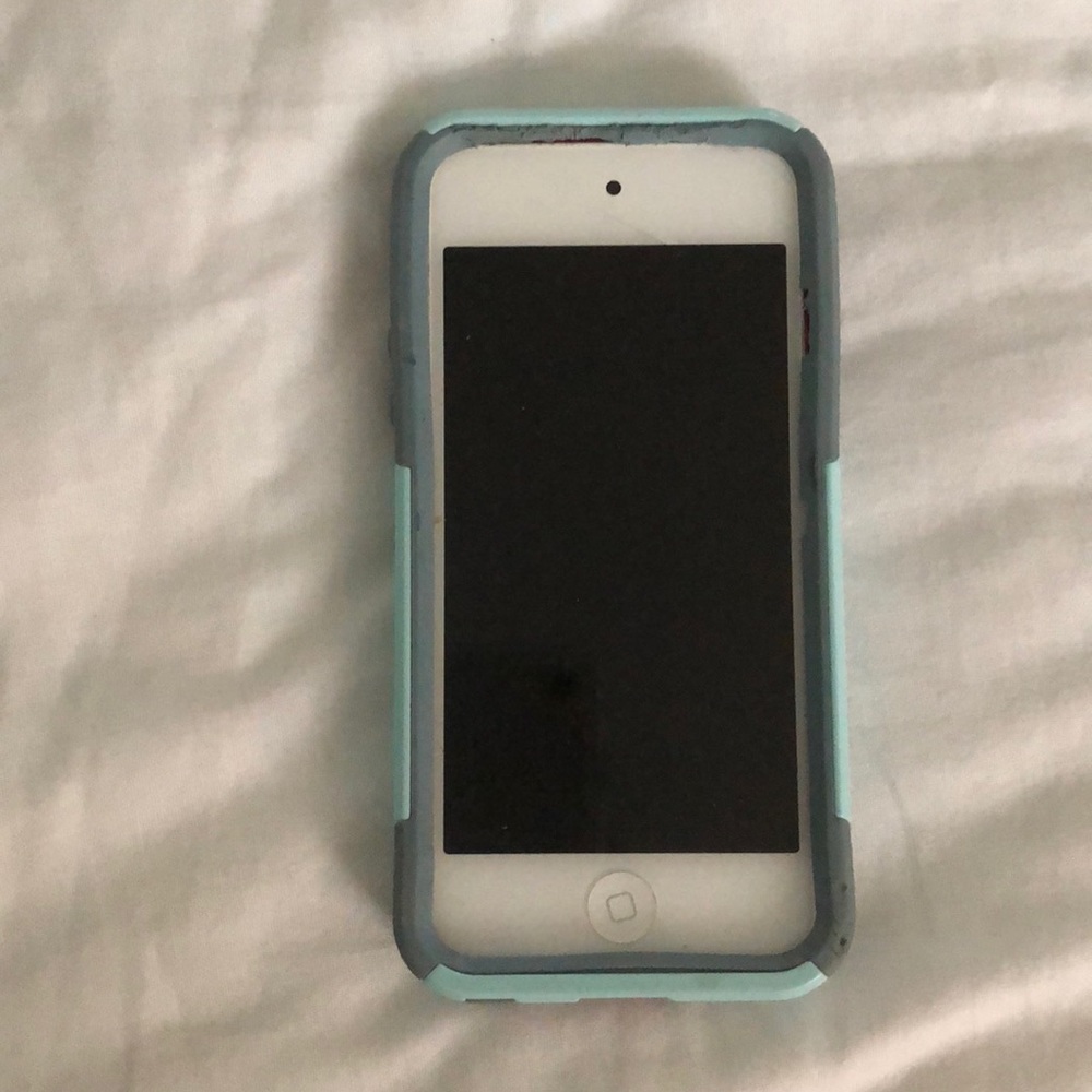IPOD Touch (6th gen)